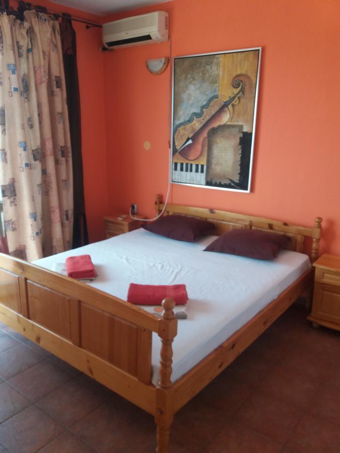 Family Hotel Casablanca Green Varna Exterior foto
