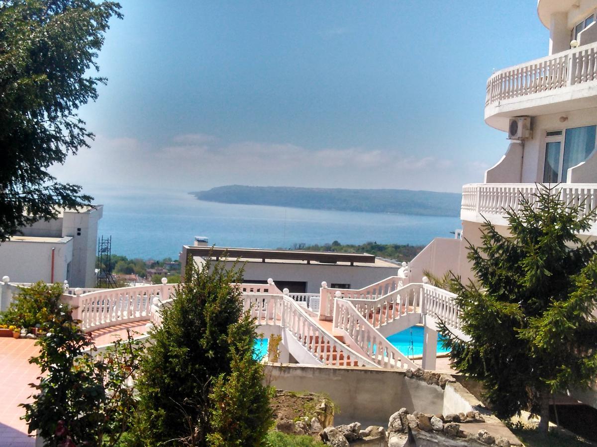 Family Hotel Casablanca Green Varna Exterior foto